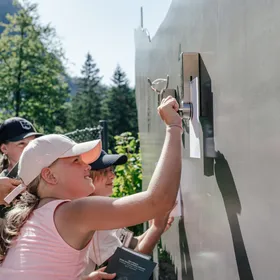 https://api.festung-hohensalzburg.at/fileadmin/content/images/pressefotos/fort_kniepass/20250625_fort-kniepass_kathringollacknerfotografie-17.jpg